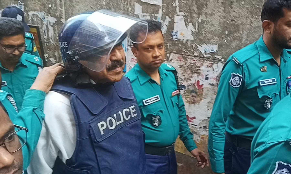 কারাগারে সন্ত্রাসীদের হাত থেকে নিরাপদে আছি, আদালতে শাজাহান খান