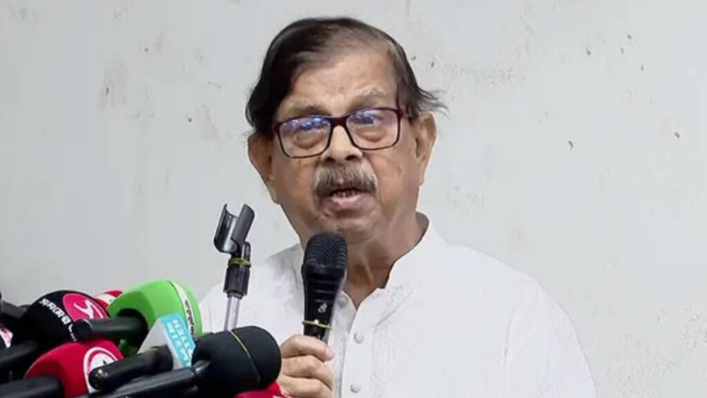 দেশ বিরাট সংকটে, উদ্ধারে বিএনপিকে ভূমিকা নিতে হবে: মান্না